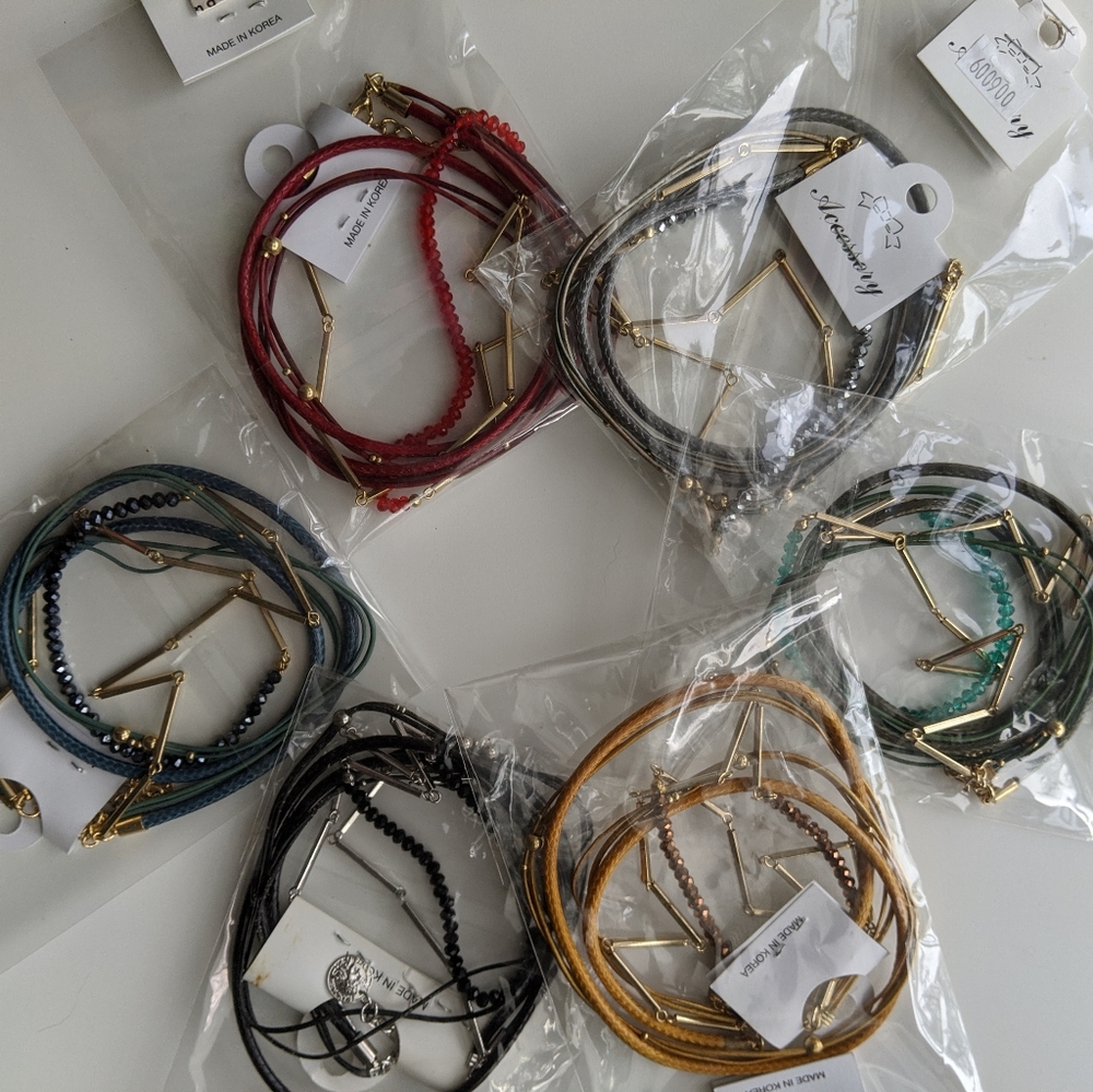 Bracelets/necklace